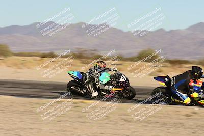 media/Nov-02-2025-CVMA (Sun) [[337aff29ab]]/Race 18-Supersport Middleweight/